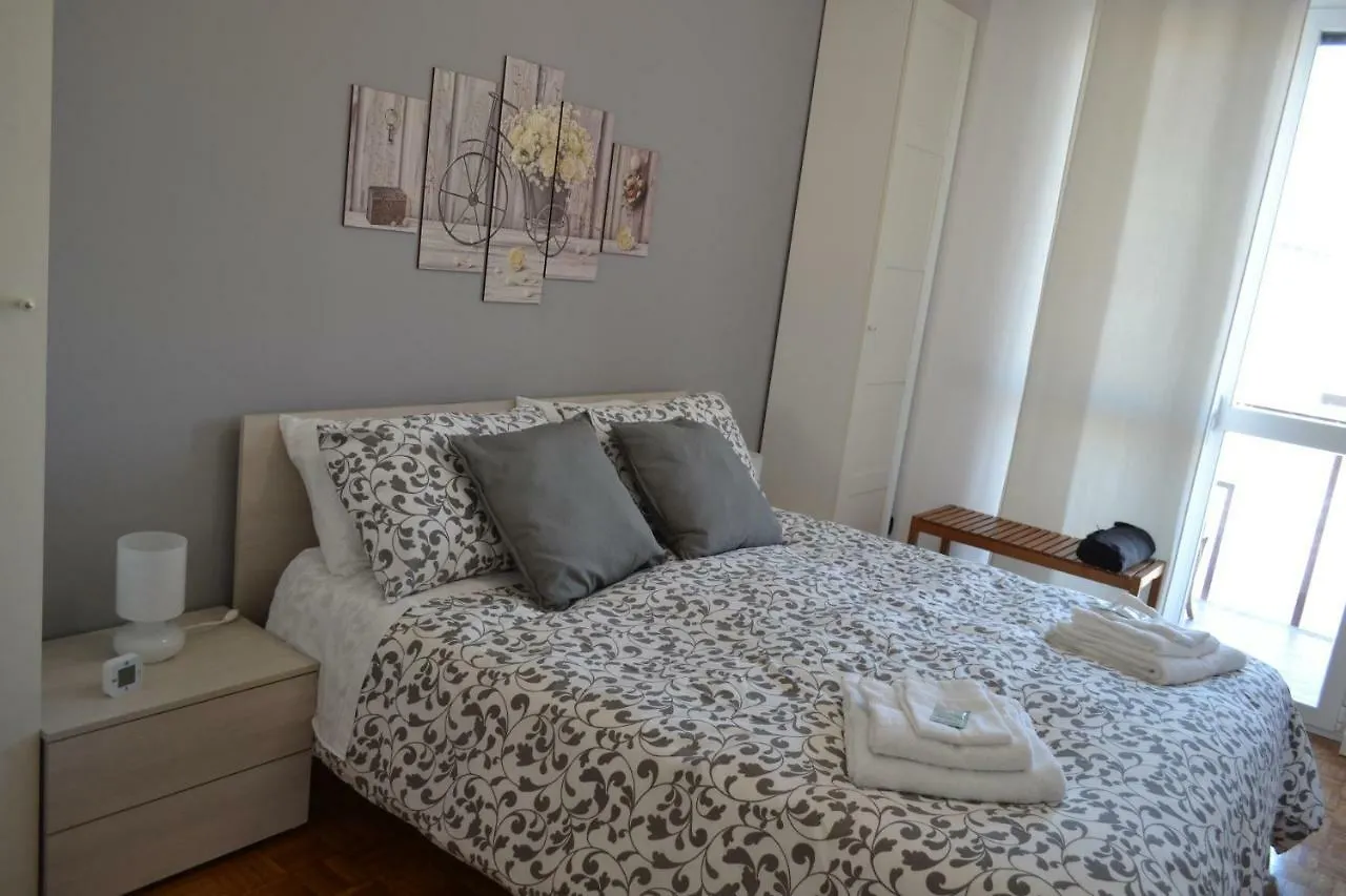 Mm House Apartment Tortona Mailand